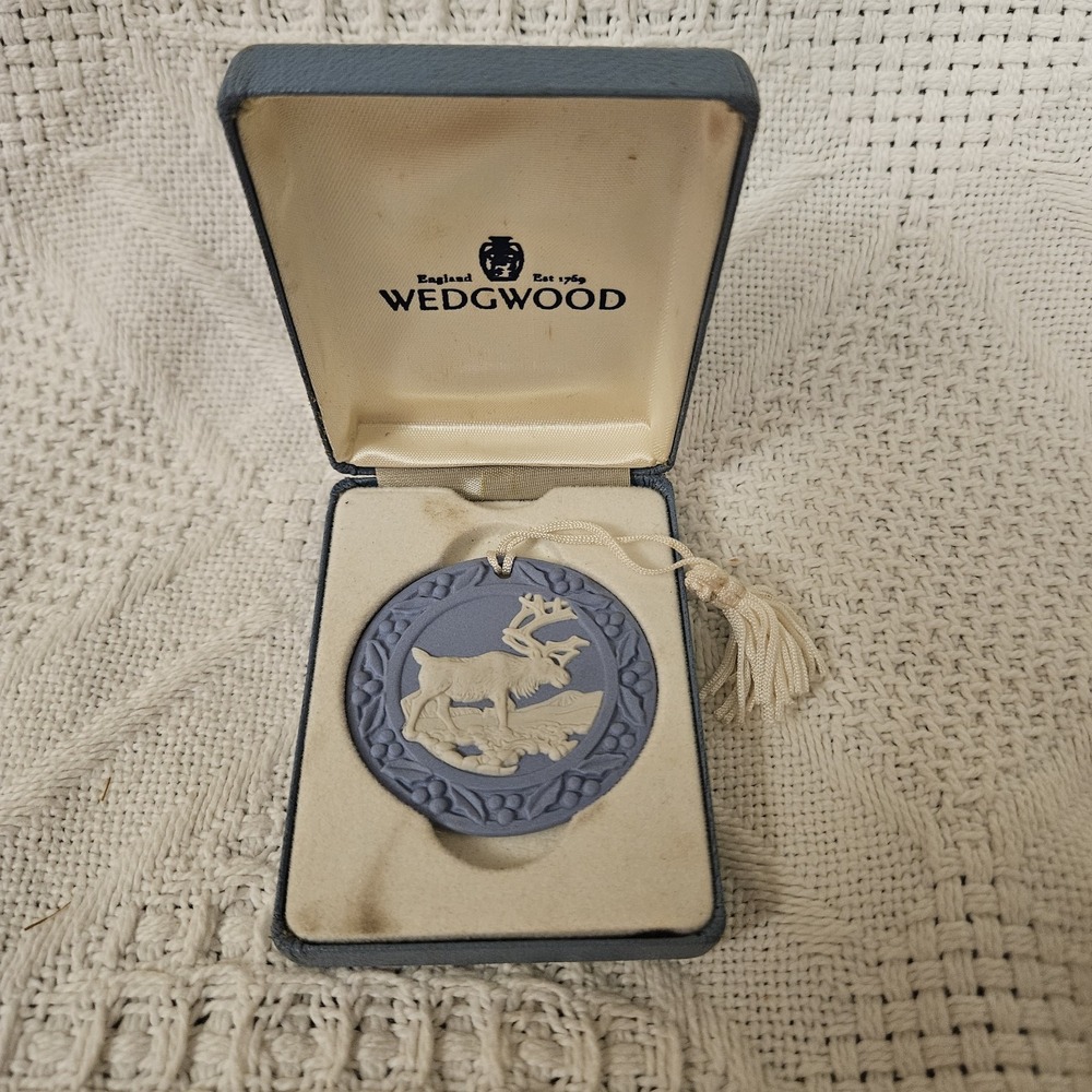 Wedgewood Jasperware Annual Ornament Elk Blue White Made In England Vintage